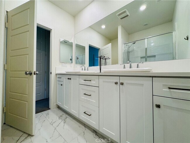 Building Photo - 2626 Glamis Ct