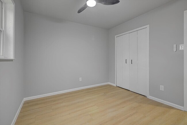 Building Photo - 15507 Sierra Valle Dr