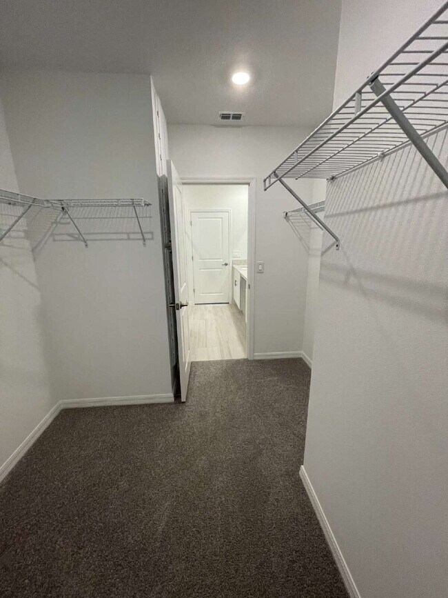 Building Photo - 11592 Radiant Shr Lp