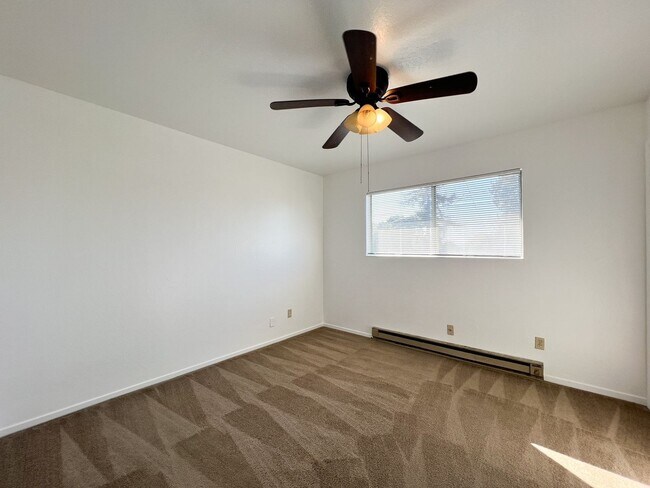 Building Photo - Parrish Road, 2186-2192