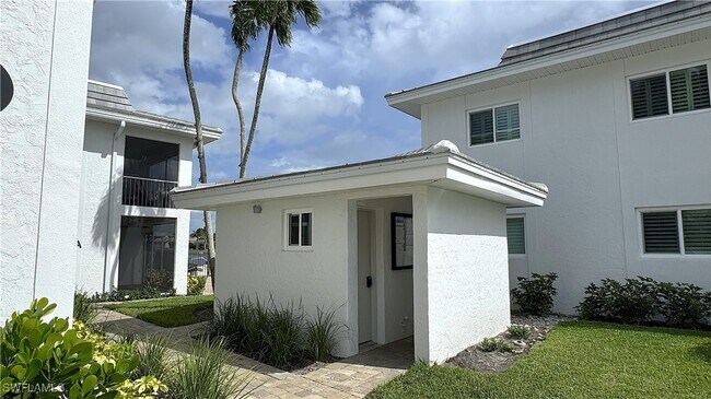 Building Photo - 4170 Crayton Rd