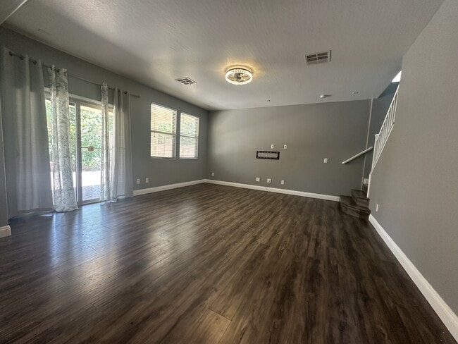 Building Photo - 8977 Melridge Rd
