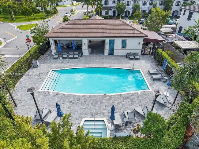 Building Photo - 14813 SW 183rd Terrace