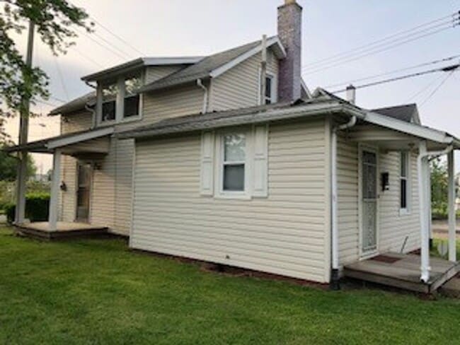 Building Photo - 2 Bedroom NE Canton Home for Rent