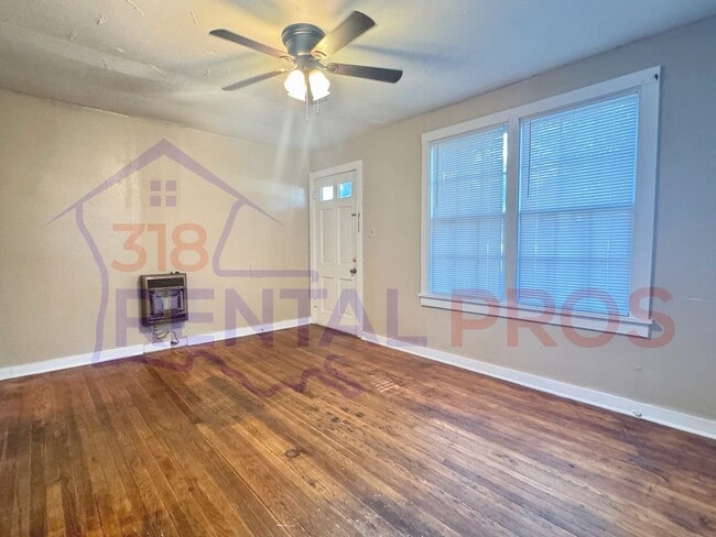 Building Photo - 2 Bedroom House in Ruston!