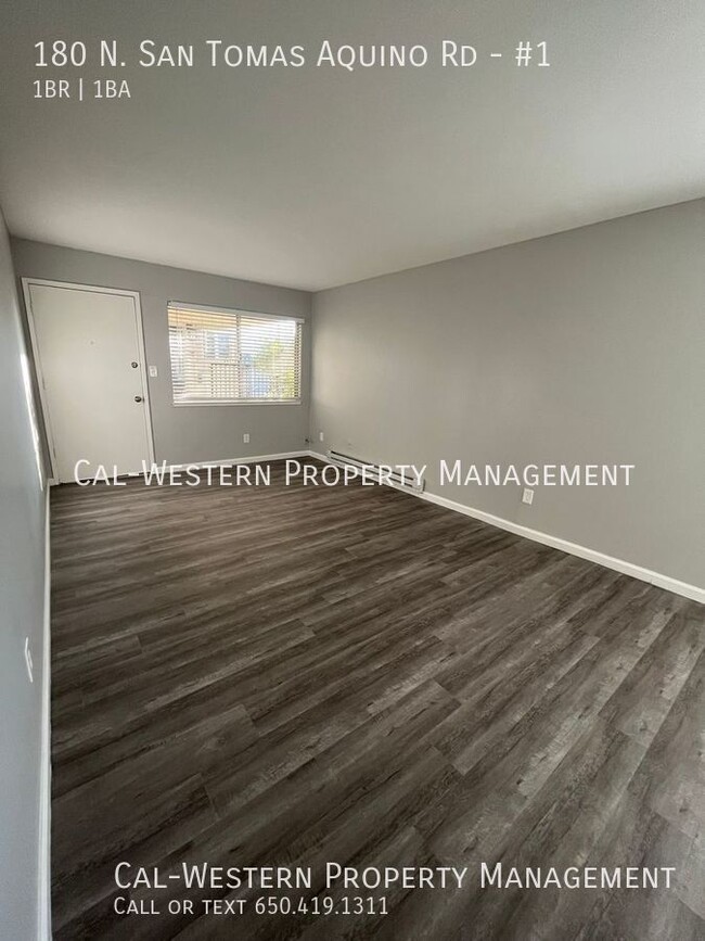 Building Photo - Corner unit, spacious 1/1 Apartment close ...