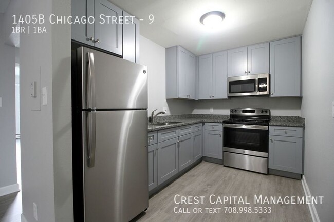 Building Photo - 1405B E Chicago St-14
