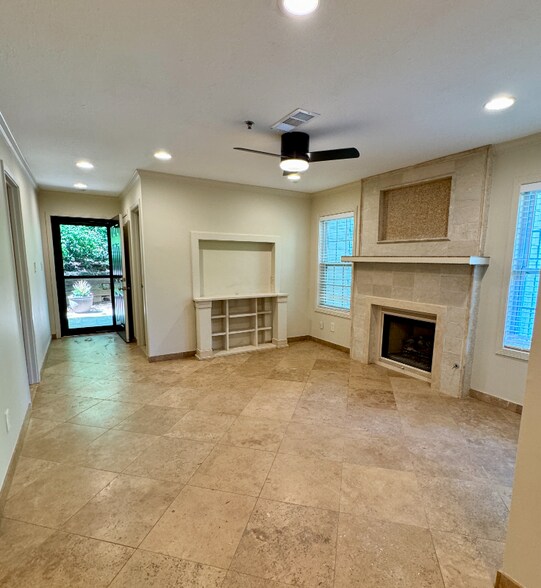Building Photo - 2144 River Heights Ct SE