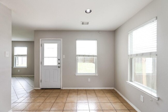 Building Photo - 20318 Clydesdale Ridge Dr