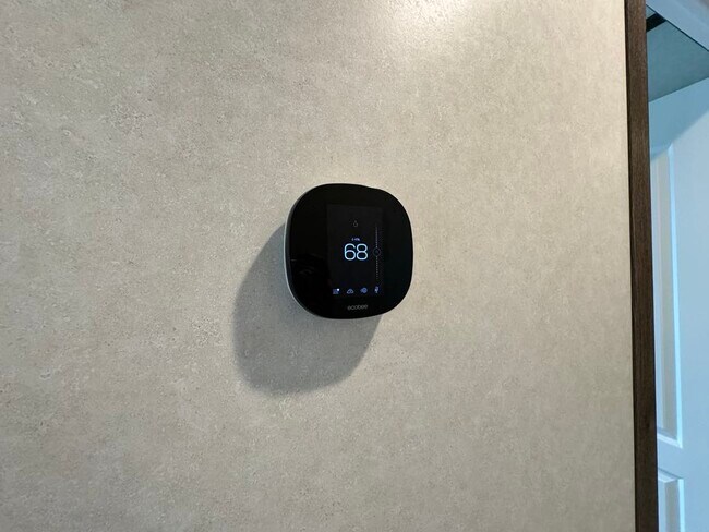 Building Photo - 48579 Leafdale Ct