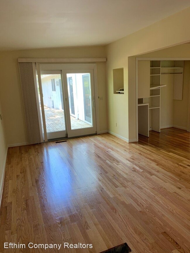 Building Photo - 3 br, 3.5 bath House - 443 S. Mason Rd.