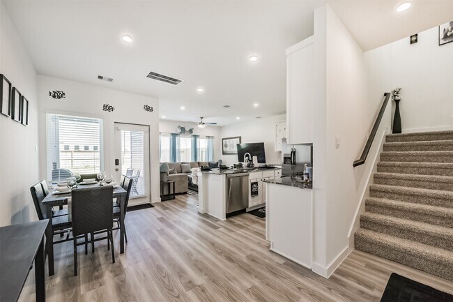 Building Photo - 2811 Lisburn Ter Ln