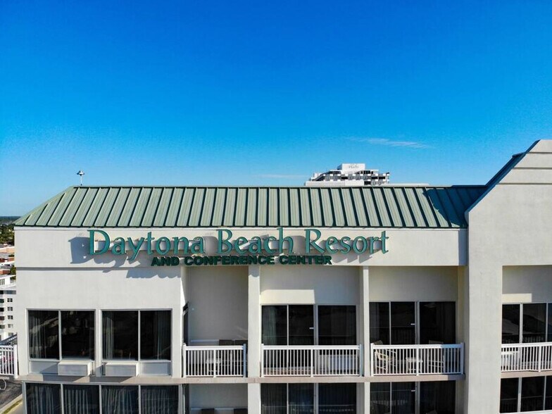 Building Photo - 2700 N Atlantic Ave