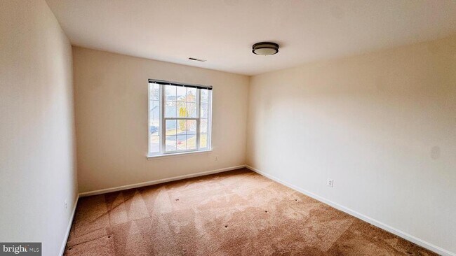 Building Photo - 9161 Lost Fields Ct