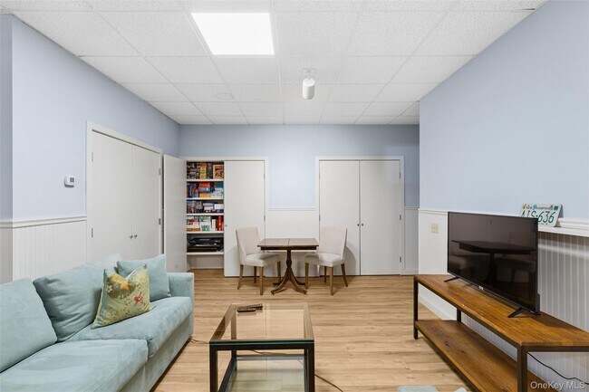 Building Photo - 110 Greenleaf Ln