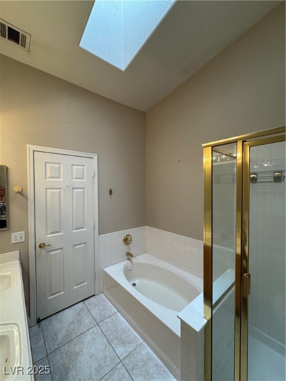 Building Photo - 2498 Foxmoore Ct