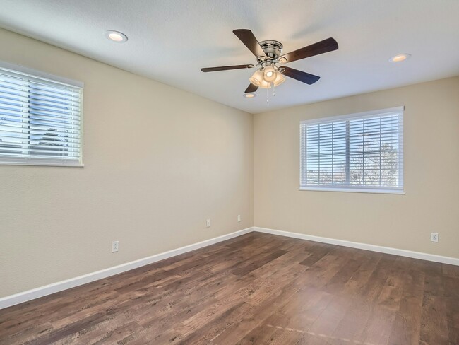 Building Photo - 13261 E Asbury Dr