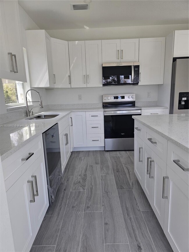 Building Photo - 21475 Argosy Ave
