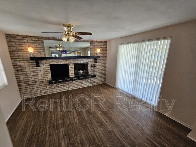 Building Photo - 4020 Pleasant Ridge Dr