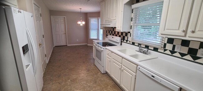 Building Photo - 106 Overlook Dr