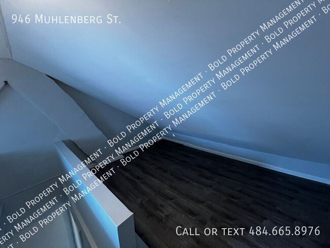 Building Photo - 946 Muhlenberg St