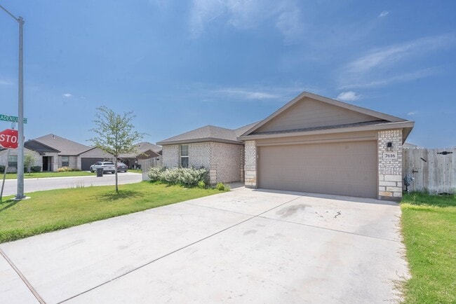 Building Photo - 7616 Silver Crk Ct