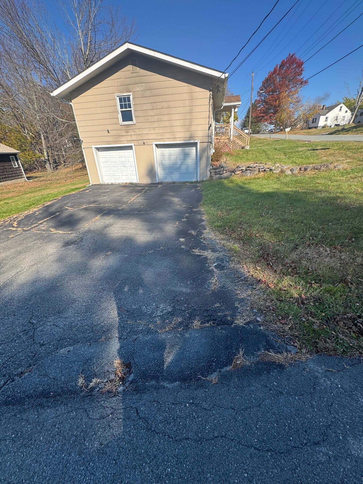 Driveway - 7 Lawrence Ave