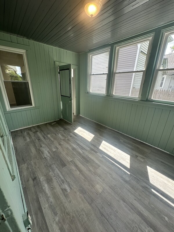 Building Photo - 2180 W 83rd St