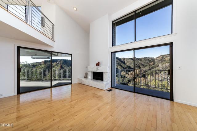 Building Photo - 363 Patrician Way