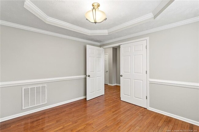 Building Photo - 132 Cedar Ln