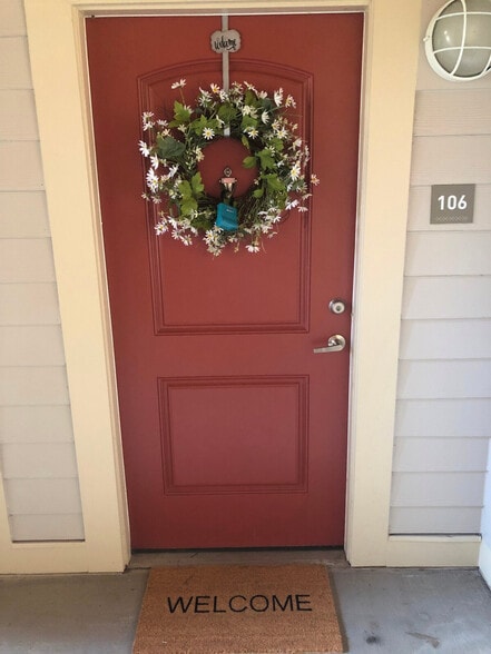 Building Photo - 8550 Nb Interstate 77 St