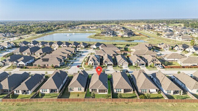 Building Photo - 5030 Morrison Dr