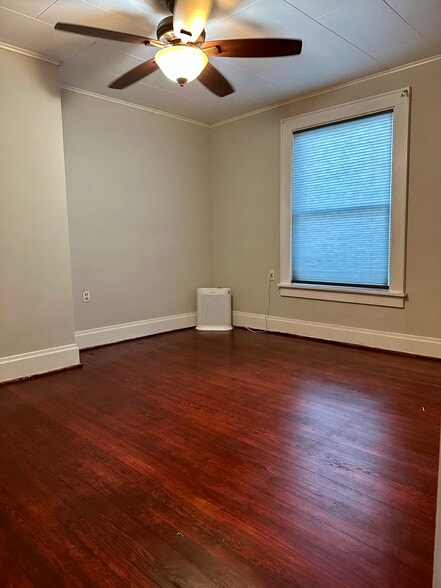 Bedroom 1 - 784 Carpenter St