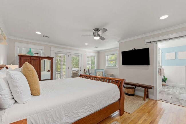 Building Photo - 66 Sunfish St