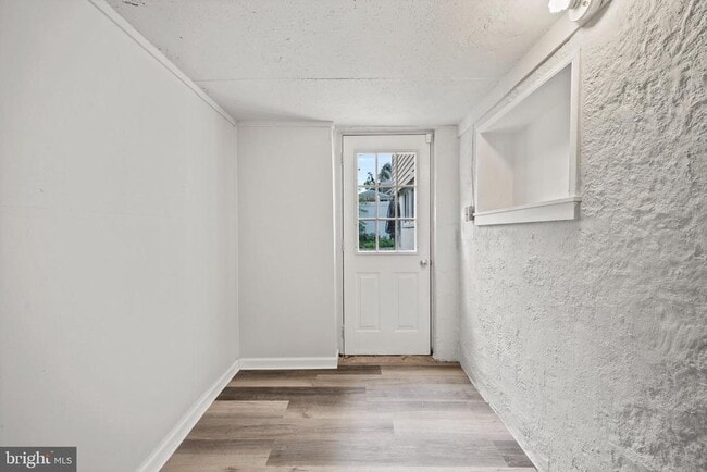 Building Photo - 8807 Fearne Ave