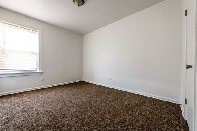 Building Photo - 1249 S Fairfield Ave Chicago, IL 60608