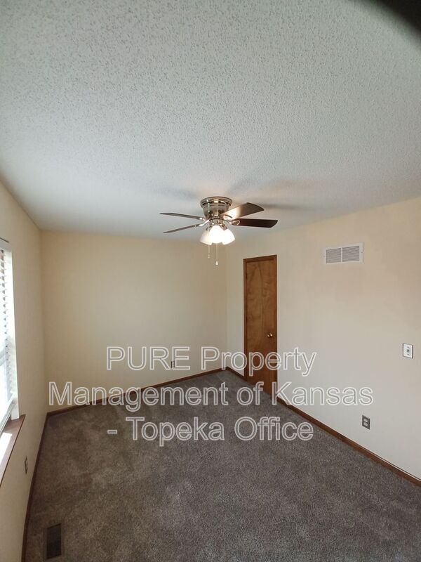 Building Photo - 6308 SW 27th St