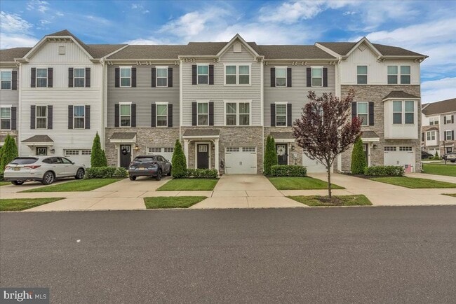 Building Photo - 5 Kohlmyer Dr