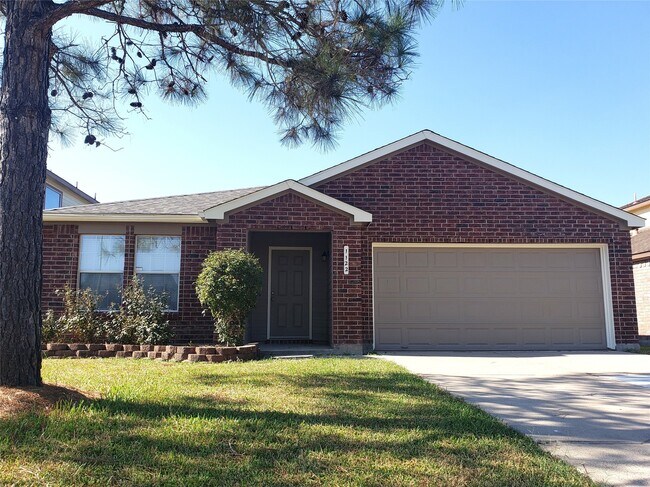 Primary Photo - 1122 Cotton Gum Ln