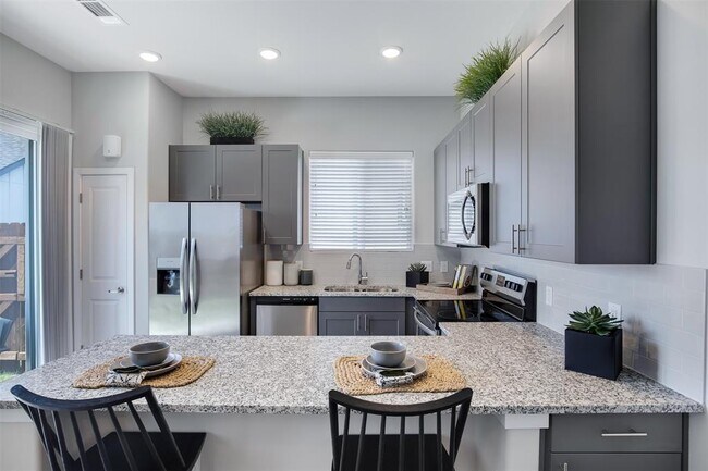 Building Photo - 7155 Black Beaver Cir