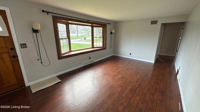 Building Photo - 113 Southview Terrace