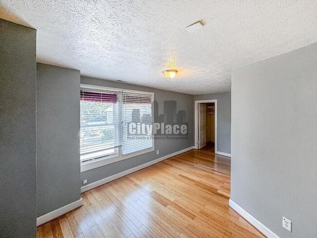 Building Photo - 3530 Guilford Ave