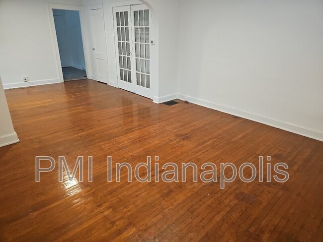 Building Photo - 1305 36th St