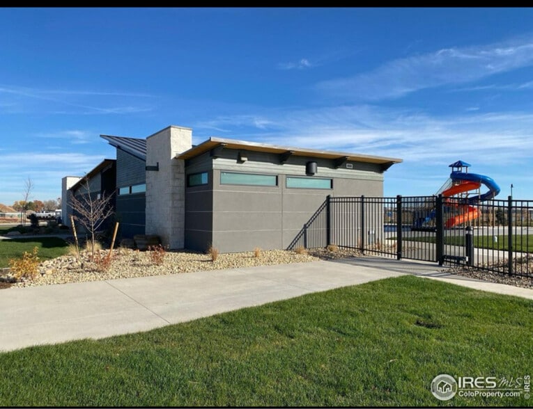 Building Photo - 6126 Red Barn Rd