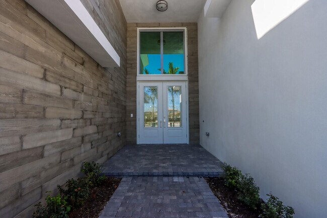 Building Photo - 13508 Machiavelli Way