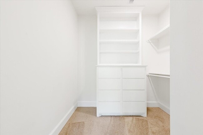 Building Photo - 6725 St Augustine St