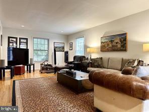 Building Photo - 8208 Thoreau Dr