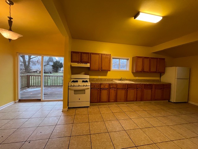 Building Photo - 411 Studebaker St