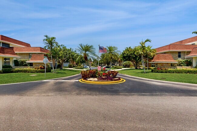 Building Photo - 5540 Tamberlane Cir