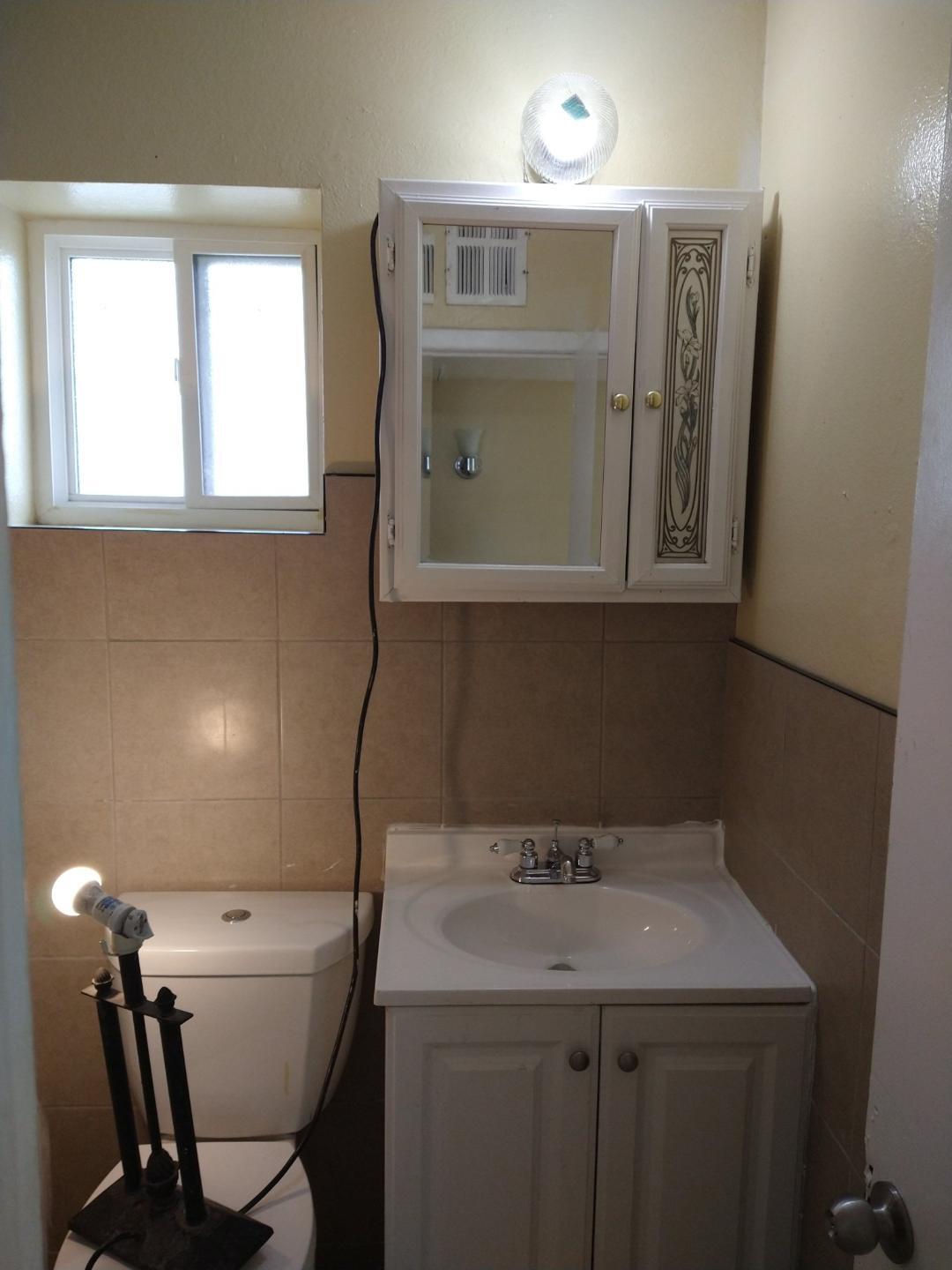 Building Photo - 1515 W Desert Cove Ave